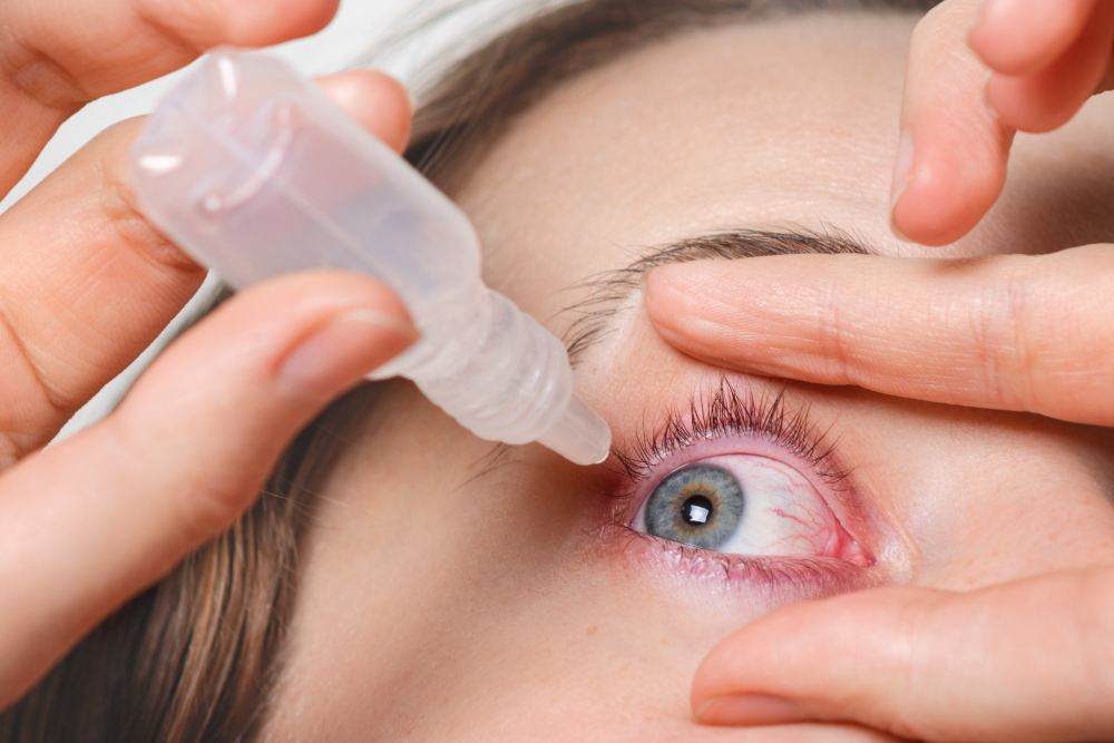 ptosis of eyelid treatment